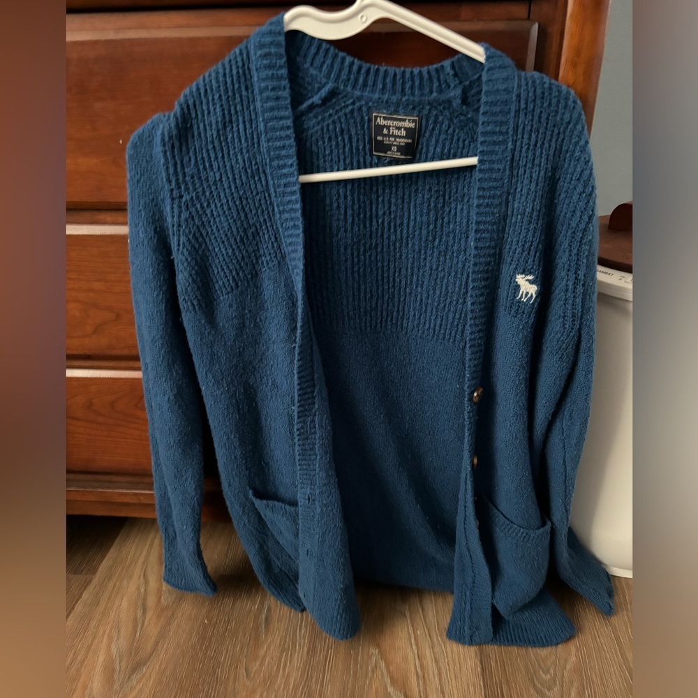 VINTAGE A&F Cardigan